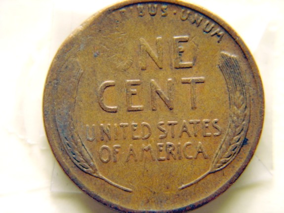 1945-Lincoln-Wheat-Cent,-Struck-Thru-Or-Post-Mint-Damage?